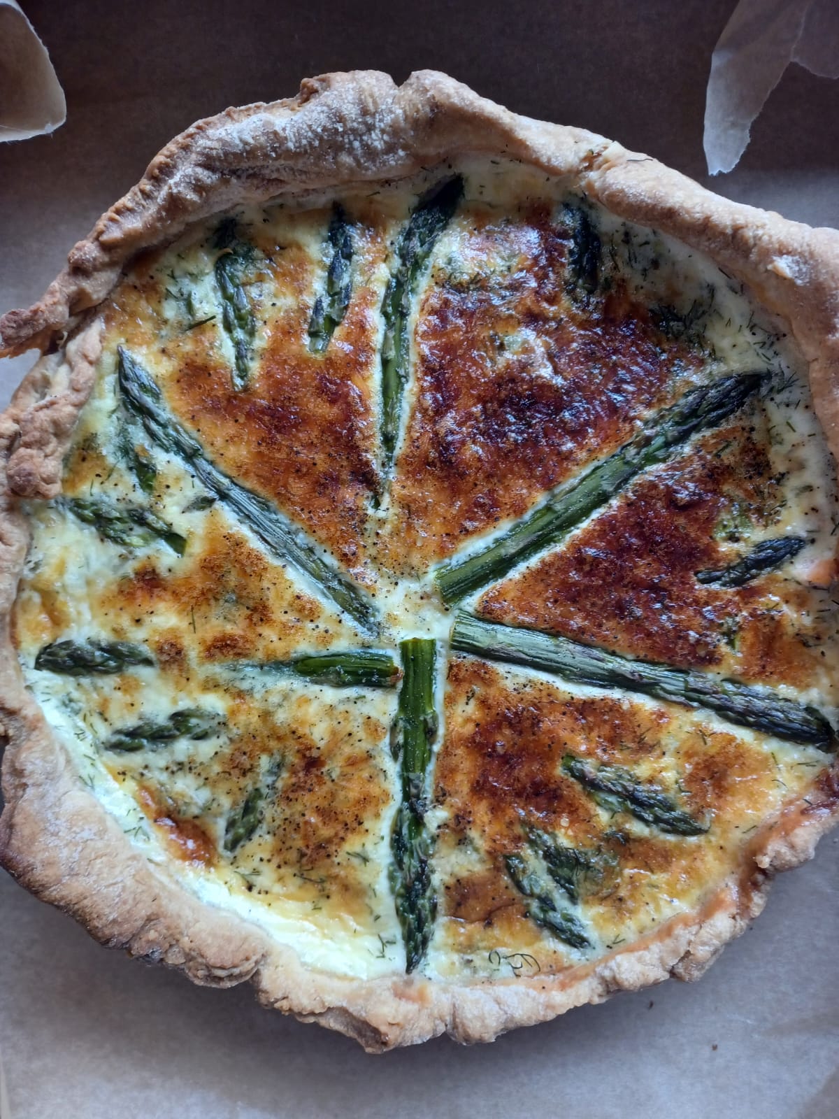 Homemade asparagus quiche